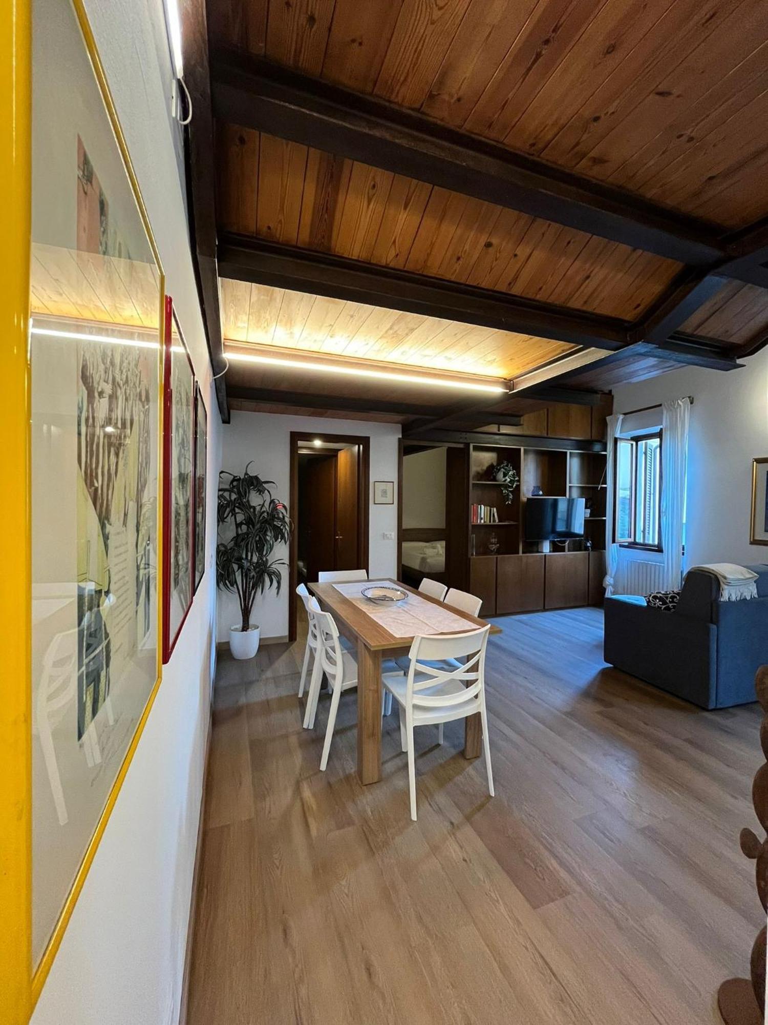 Appartamento Flats4Rent Casa Di Gabriella Verona Esterno foto
