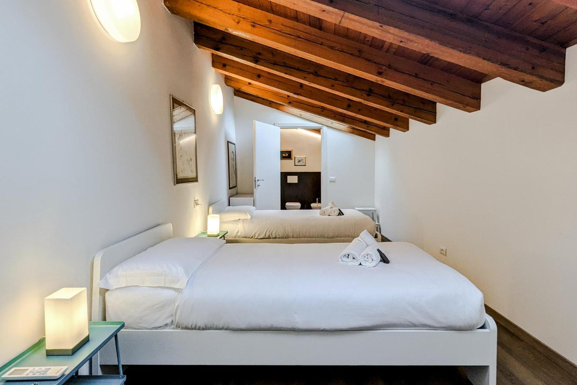 Appartamento Flats4Rent Casa Di Gabriella Verona Esterno foto